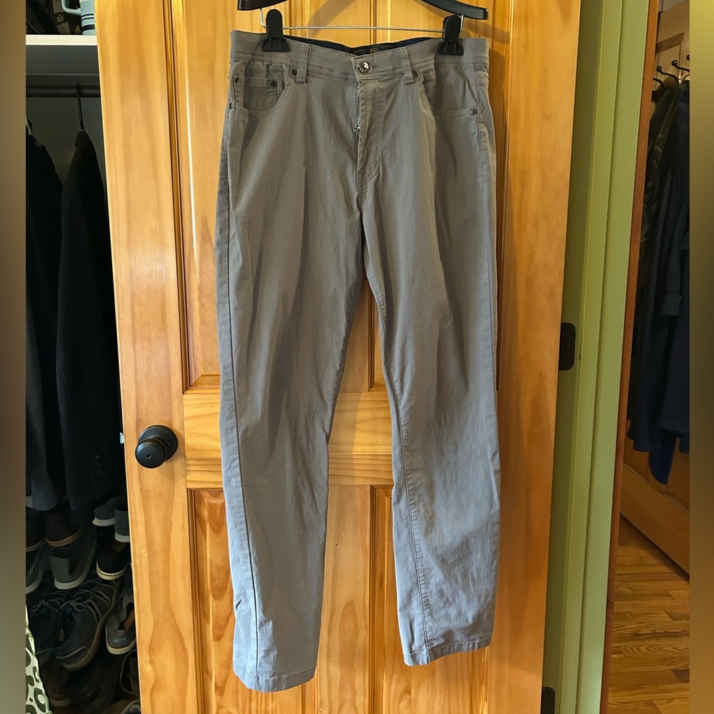 Men's Gray Pants‎